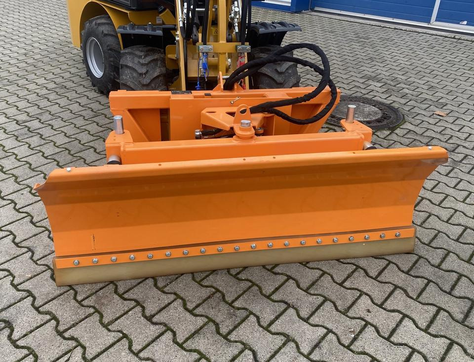 Schneeschild 2,00M / EURO-Aufnahme / KAT1 + KAT2 Aufnahme / INKL.19% MWST. - كاسحة ثلوج: صور 5 Schneeschild 2,00M / EURO-Aufnahme / KAT1 + KAT2 Aufnahme / INKL.19% MWST. - كاسحة ثلوج: صور 5