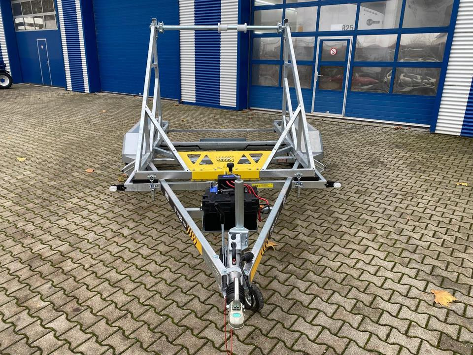 Vermietung / Kabelanhänger 3500KG E-Winde / Nutzlast 2825KG / Kabeltrommel-Anhänger / Glasfaser/ 3 Tage - مقطورة بكرة الكابل: صور 2 Vermietung / Kabelanhänger 3500KG E-Winde / Nutzlast 2825KG / Kabeltrommel-Anhänger / Glasfaser/ 3 Tage - مقطورة بكرة الكابل: صور 2