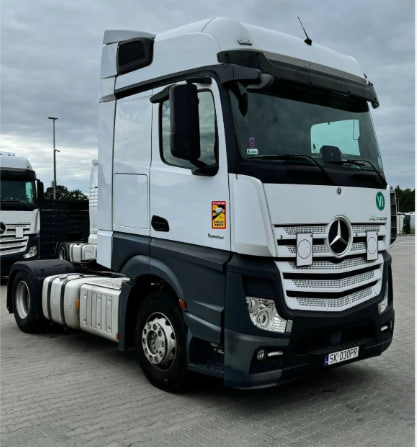 MERCEDES-BENZ Actros 1845 with retarder - شاحنة جرار: صور 1 MERCEDES-BENZ Actros 1845 with retarder - شاحنة جرار: صور 1