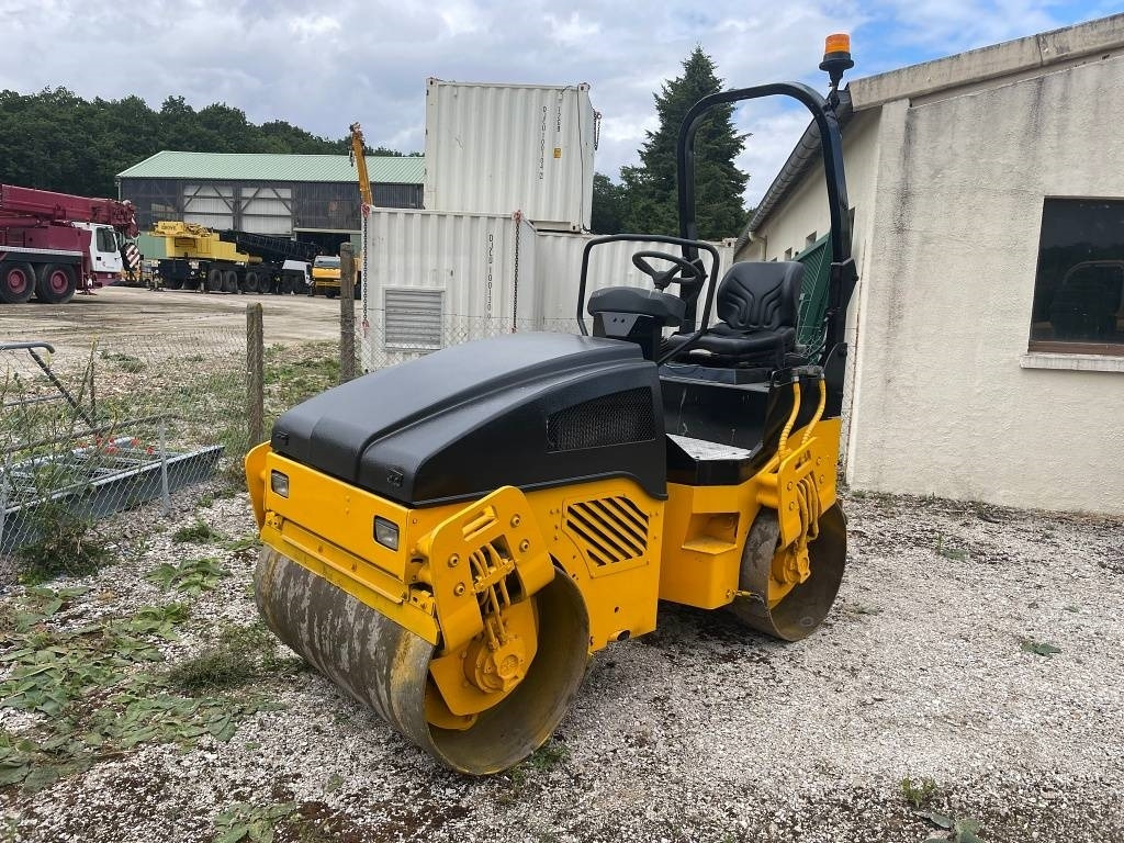 Bomag BW 120 AD-4 - مدحلة الأسفلت: صور 4 Bomag BW 120 AD-4 - مدحلة الأسفلت: صور 4