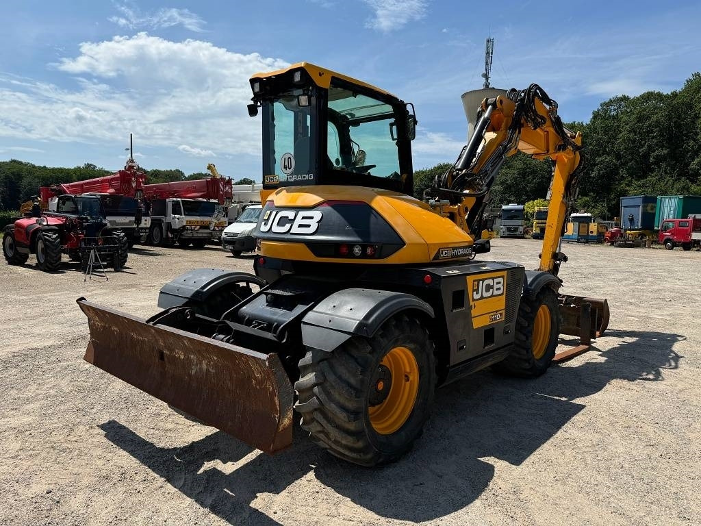 JCB HD 110 WT Hydradig - حفارة على عجلات: صور 3 JCB HD 110 WT Hydradig - حفارة على عجلات: صور 3