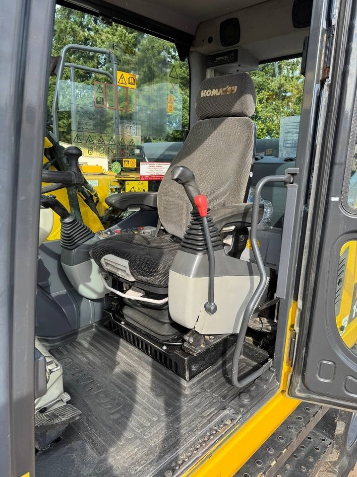 Komatsu PW 148-8 - حفارة على عجلات: صور 5 Komatsu PW 148-8 - حفارة على عجلات: صور 5