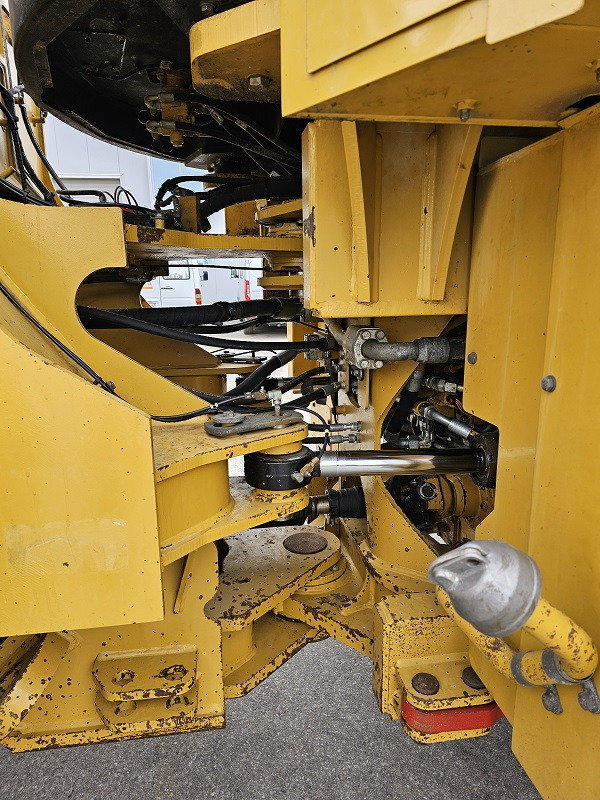 تأجير CATERPILLAR 966K CATERPILLAR 966K: صور 13