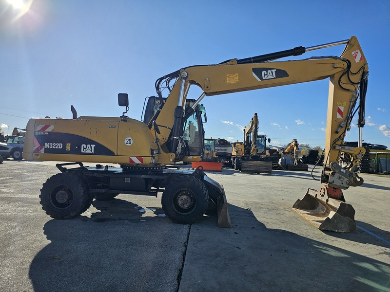 CATERPILLAR M322D - حفارة على عجلات: صور 4 CATERPILLAR M322D - حفارة على عجلات: صور 4