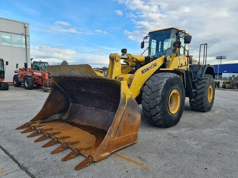 Komatsu WA480-5 - اللودر بعجل: صور 1 Komatsu WA480-5 - اللودر بعجل: صور 1