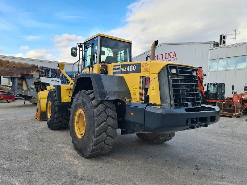 Komatsu WA480-5 - اللودر بعجل: صور 3 Komatsu WA480-5 - اللودر بعجل: صور 3