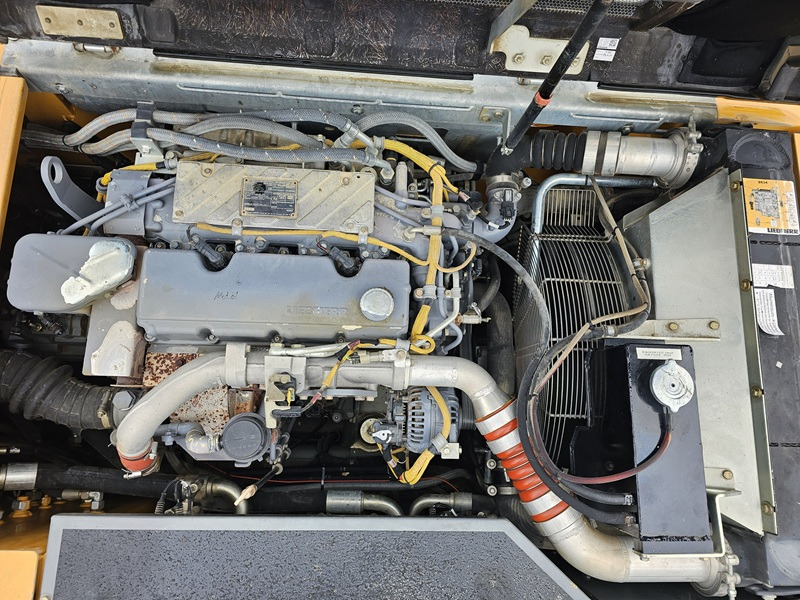 حفارة على عجلات LIEBHERR A916: صور 17