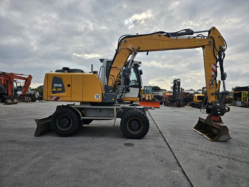 LIEBHERR A916 - حفارة على عجلات: صور 4 LIEBHERR A916 - حفارة على عجلات: صور 4