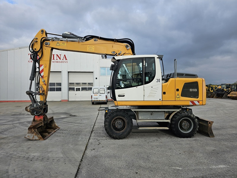 LIEBHERR A916 - حفارة على عجلات: صور 1 LIEBHERR A916 - حفارة على عجلات: صور 1