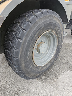 اللودر بعجل LIEBHERR L514: صور 23 اللودر بعجل LIEBHERR L514: صور 23