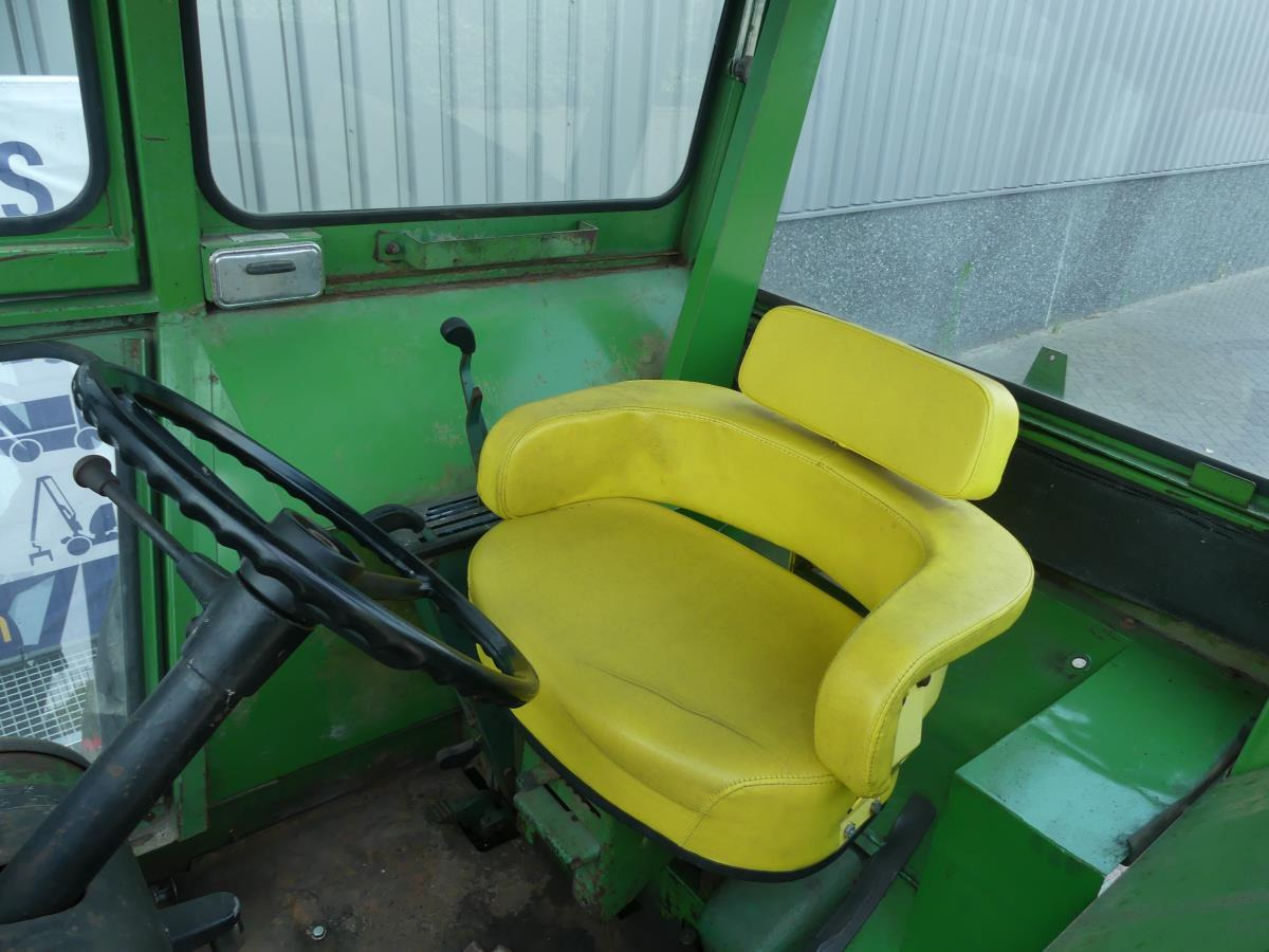 جرار John-Deere 6030: صور 43