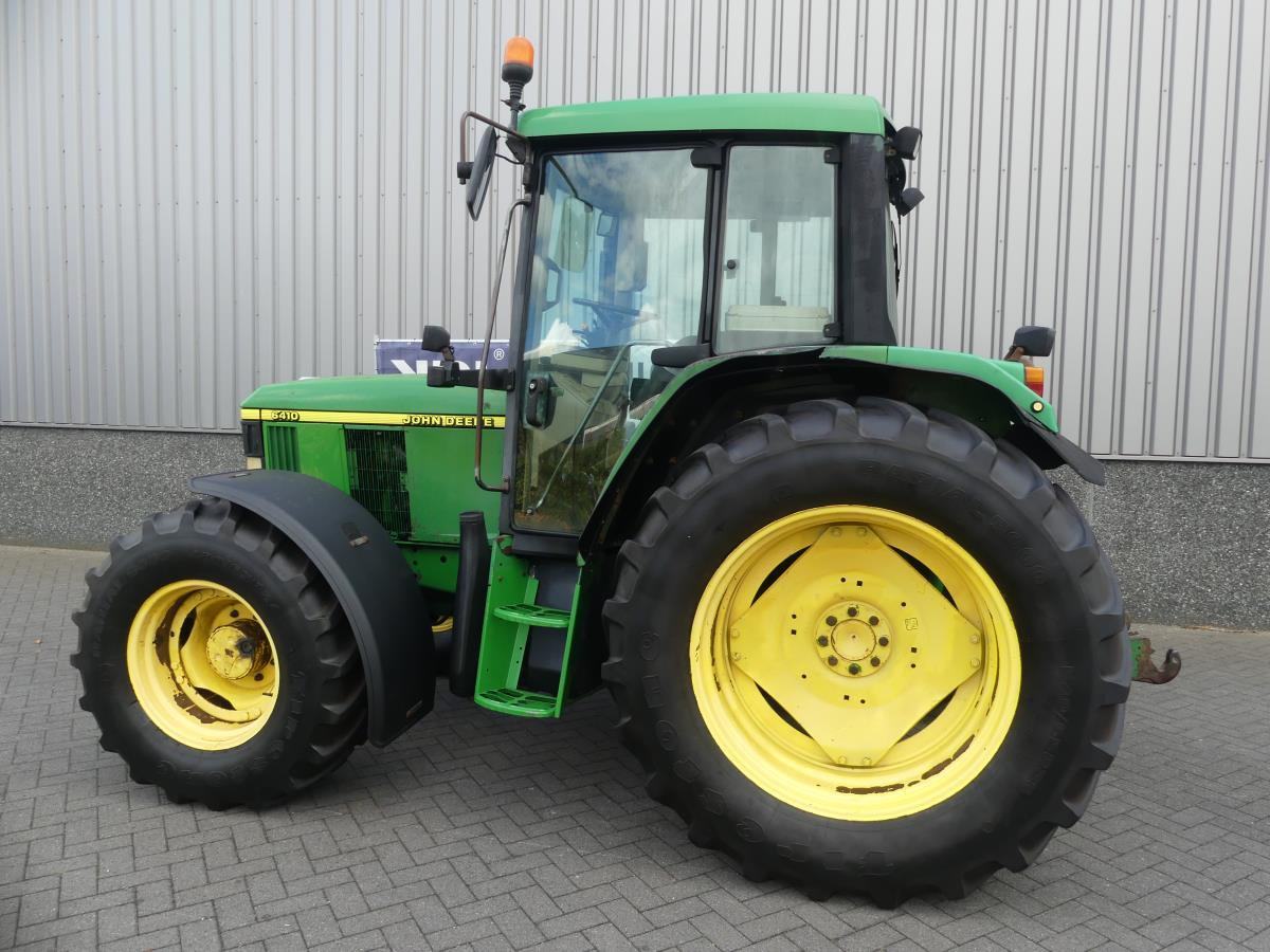 John-Deere 6410 - جرار: صور 3 John-Deere 6410 - جرار: صور 3