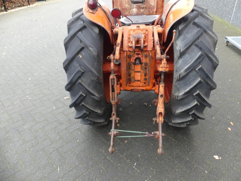 Renault Super 7 Vineyard - جرار: صور 5 Renault Super 7 Vineyard - جرار: صور 5