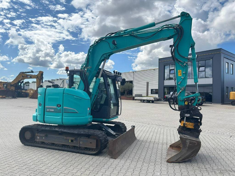 Kobelco SK 75 SR-3E - حفارة مصغرة: صور 4 Kobelco SK 75 SR-3E - حفارة مصغرة: صور 4
