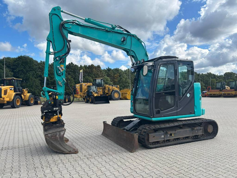 Kobelco SK 75 SR-3E - حفارة مصغرة: صور 1 Kobelco SK 75 SR-3E - حفارة مصغرة: صور 1