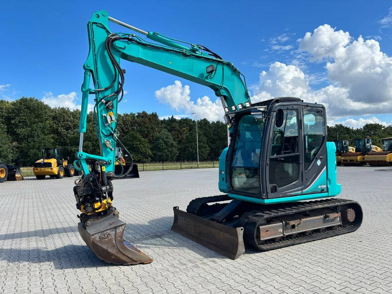 Kobelco SK 75 SR-3E - حفارة مصغرة: صور 1 Kobelco SK 75 SR-3E - حفارة مصغرة: صور 1