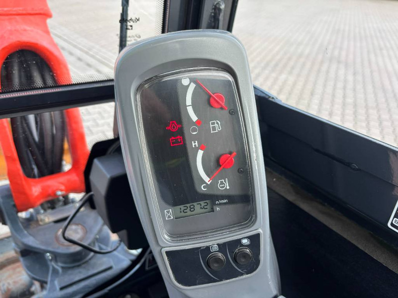 Kubota KX 027-4 - حفارة مصغرة: صور 5 Kubota KX 027-4 - حفارة مصغرة: صور 5