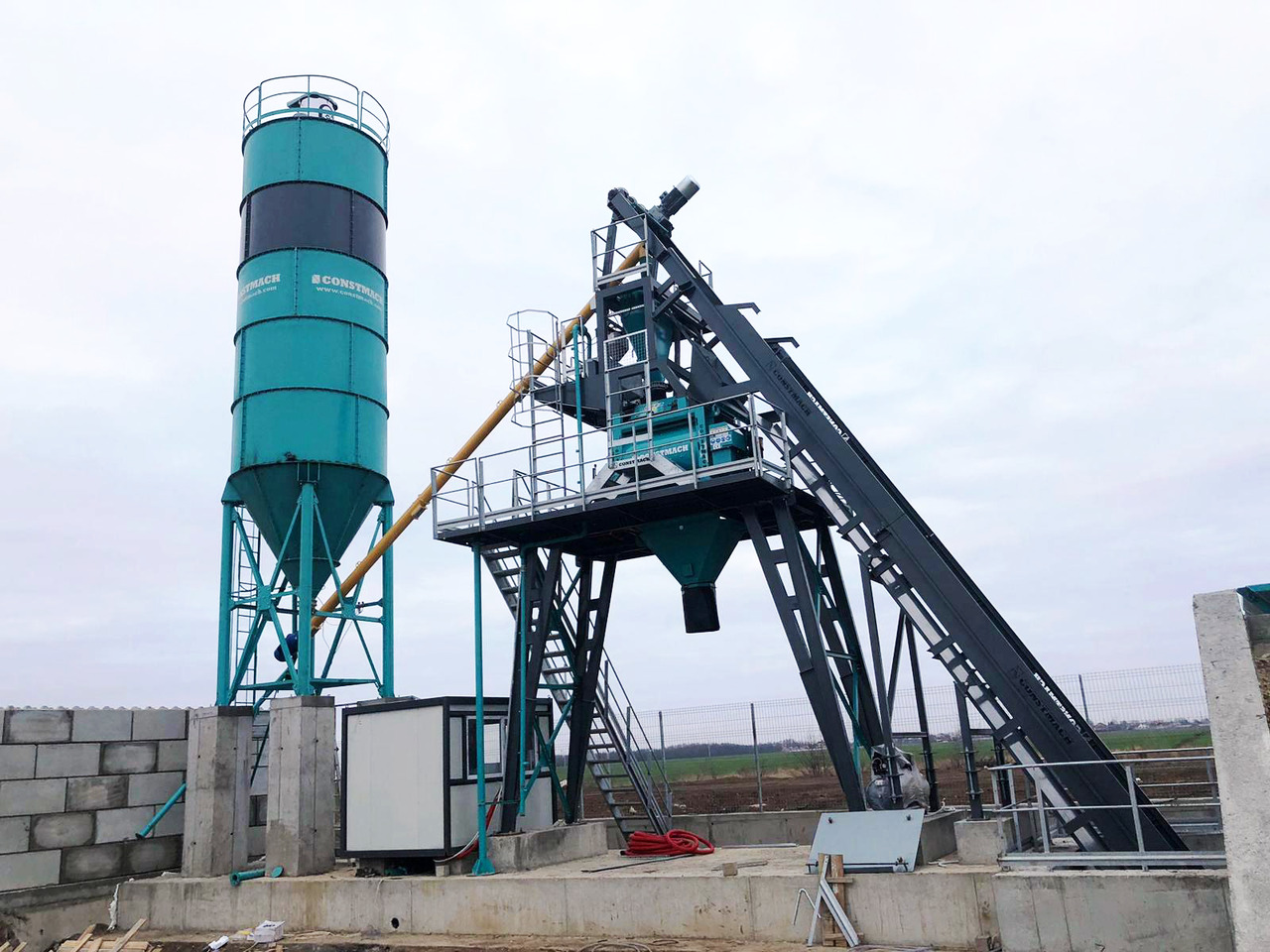 Constmach Centrale à Béton Compacte de 60 m³/h - مصنع خلط الخرسانة: صور 3 Constmach Centrale à Béton Compacte de 60 m³/h - مصنع خلط الخرسانة: صور 3