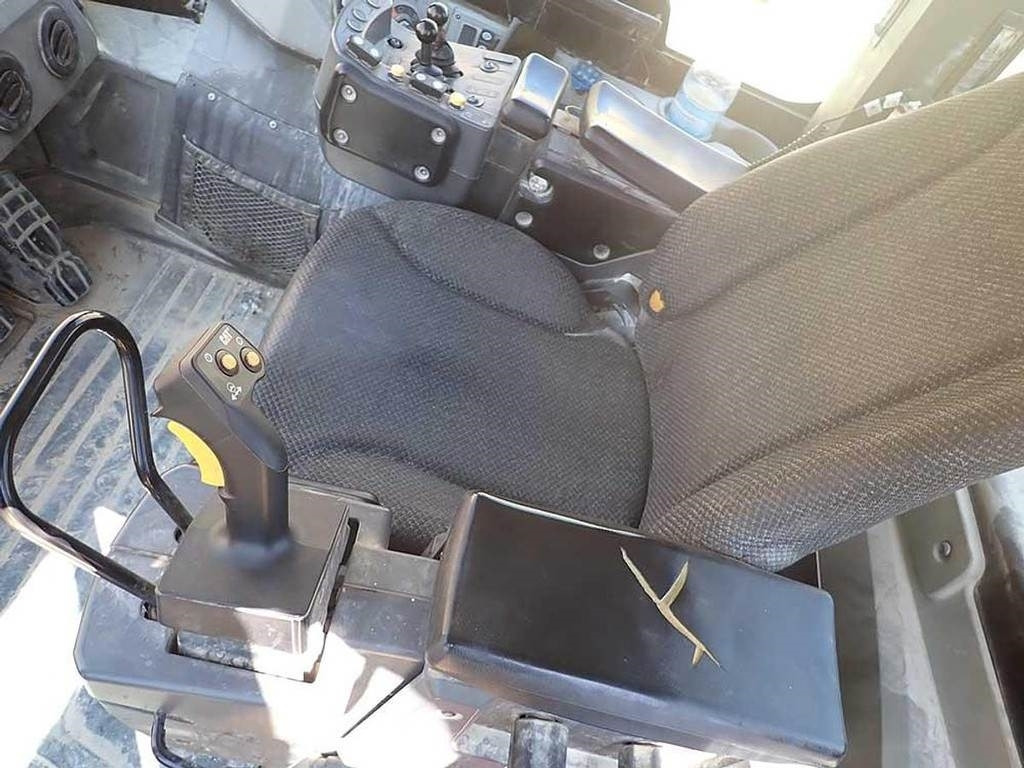 اللودر بعجل CAT 988K: صور 23 اللودر بعجل CAT 988K: صور 23