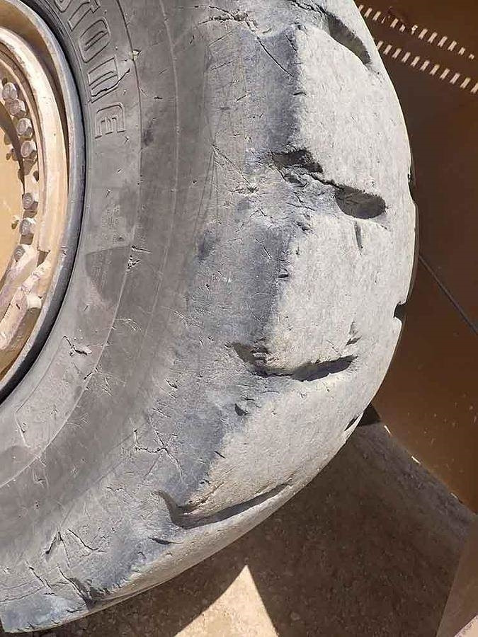 اللودر بعجل CAT 988K: صور 27 اللودر بعجل CAT 988K: صور 27