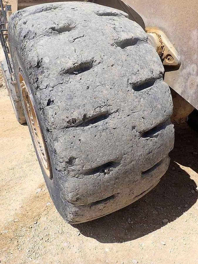 اللودر بعجل CAT 988K: صور 28 اللودر بعجل CAT 988K: صور 28