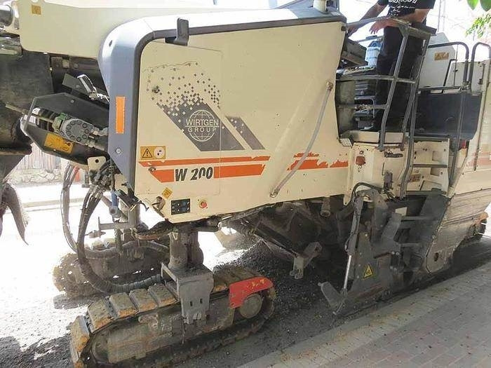 Wirtgen W200 - ماكينات لصقل الأسفلت: صور 4 Wirtgen W200 - ماكينات لصقل الأسفلت: صور 4