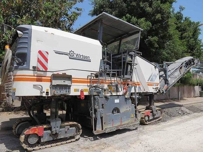 Wirtgen W200 - ماكينات لصقل الأسفلت: صور 5 Wirtgen W200 - ماكينات لصقل الأسفلت: صور 5
