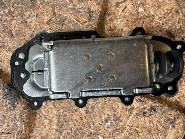 ZF Wählaktuator Getriebe 0501328597 - علبة التروس و قطع الغيار - شاحنة: صور 2 ZF Wählaktuator Getriebe 0501328597 - علبة التروس و قطع الغيار - شاحنة: صور 2