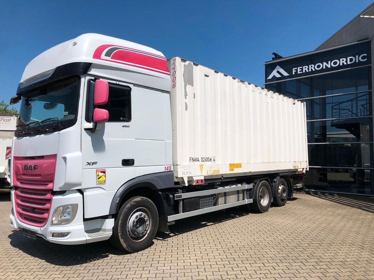 DAF XF450 SSC Lenk/Lift*LBW*AHK*Standklima - بصندوق مغلق شاحنة: صور 2 DAF XF450 SSC Lenk/Lift*LBW*AHK*Standklima - بصندوق مغلق شاحنة: صور 2