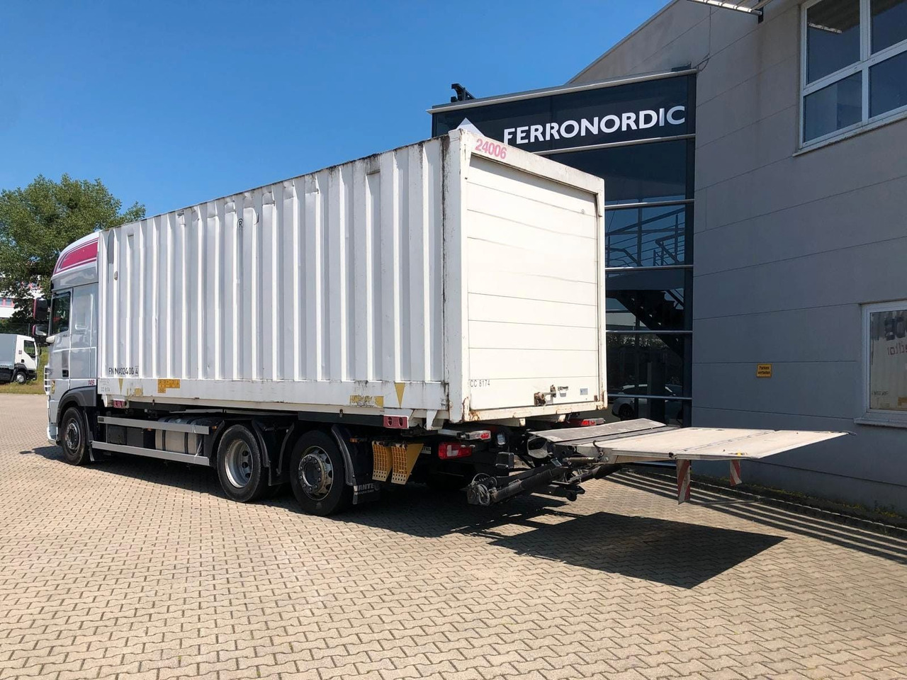 DAF XF450 SSC Lenk/Lift*LBW*AHK*Standklima - بصندوق مغلق شاحنة: صور 4 DAF XF450 SSC Lenk/Lift*LBW*AHK*Standklima - بصندوق مغلق شاحنة: صور 4