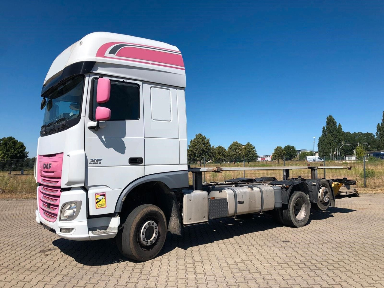 DAF XF460 SSC Liftachse*LBW*AHK*Standkl*Mega - شاحنات الحاويات/ جسم علوي قابل للتغيير شاحنة: صور 2 DAF XF460 SSC Liftachse*LBW*AHK*Standkl*Mega - شاحنات الحاويات/ جسم علوي قابل للتغيير شاحنة: صور 2