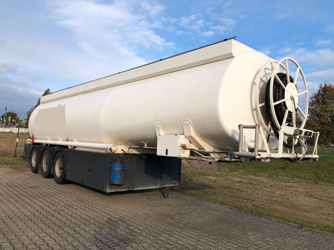 ROHR TAL-A-ZE 4Kammern*ADR*BENZIN*DIESEL*HEIZÖL - نصف مقطورة صهريج: صور 1 ROHR TAL-A-ZE 4Kammern*ADR*BENZIN*DIESEL*HEIZÖL - نصف مقطورة صهريج: صور 1