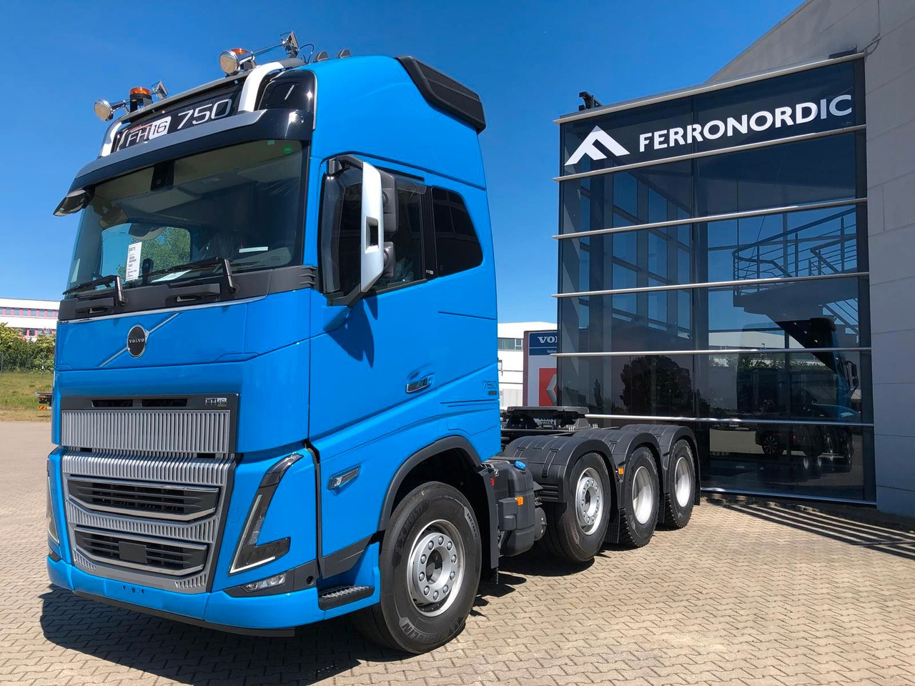 Volvo FH16 750 XL 8x4 Tridem*100T*Kriechgänge*Retarder Volvo FH16 750 XL 8x4 Tridem*100T*Kriechgänge*Retarder - شاحنة جرار: صور 3 Volvo FH16 750 XL 8x4 Tridem*100T*Kriechgänge*Retarder Volvo FH16 750 XL 8x4 Tridem*100T*Kriechgänge*Retarder - شاحنة جرار: صور 3