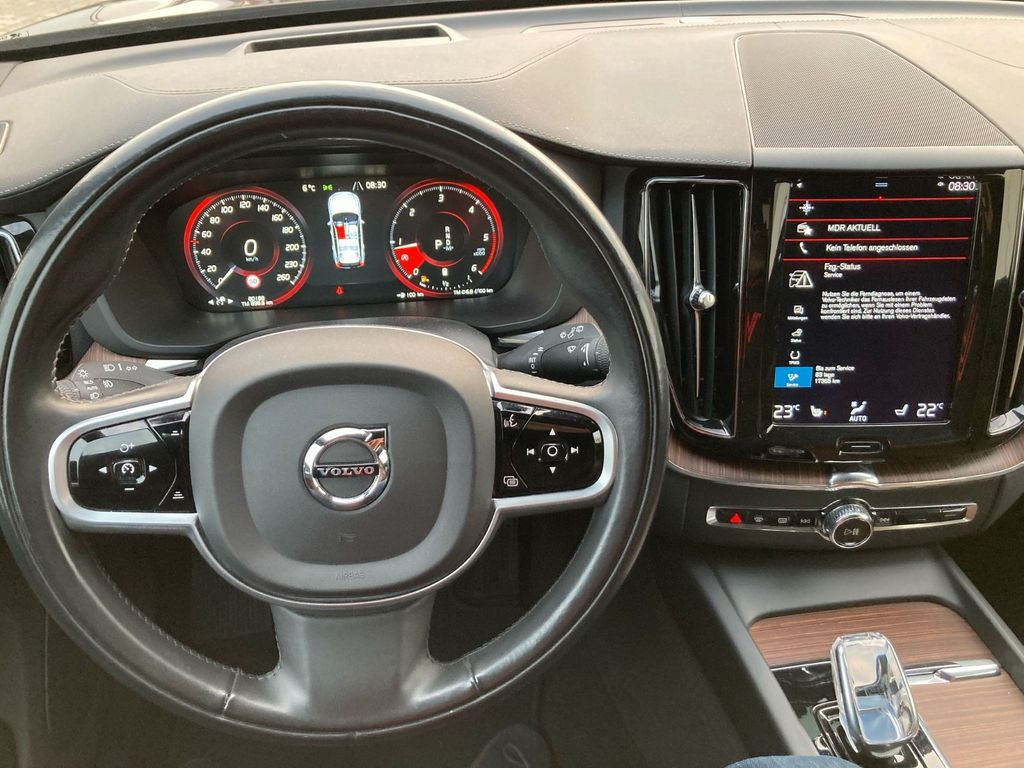 تأجير Volvo XC 60 B5 Inscription AWD (Diesel)  Volvo XC 60 B5 Inscription AWD (Diesel): صور 13