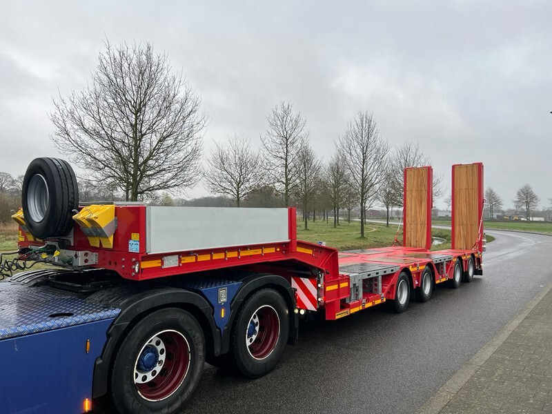 Faymonville Multi N 4 (2+2) + Hydraulic Ramps - عربة مسطحة منخفضة نصف مقطورة: صور 2 Faymonville Multi N 4 (2+2) + Hydraulic Ramps - عربة مسطحة منخفضة نصف مقطورة: صور 2