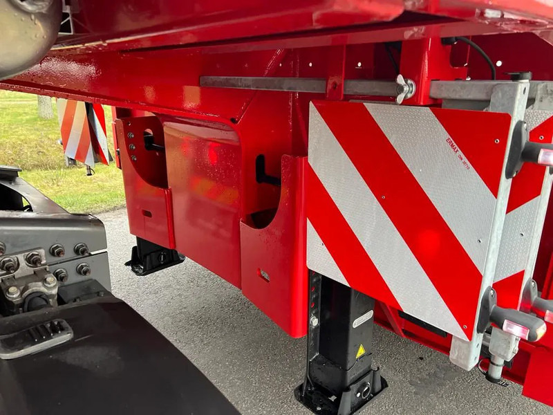 Goldhofer STN-L 4 (245) A RM2 Stepstar - عربة مسطحة منخفضة نصف مقطورة: صور 4 Goldhofer STN-L 4 (245) A RM2 Stepstar - عربة مسطحة منخفضة نصف مقطورة: صور 4