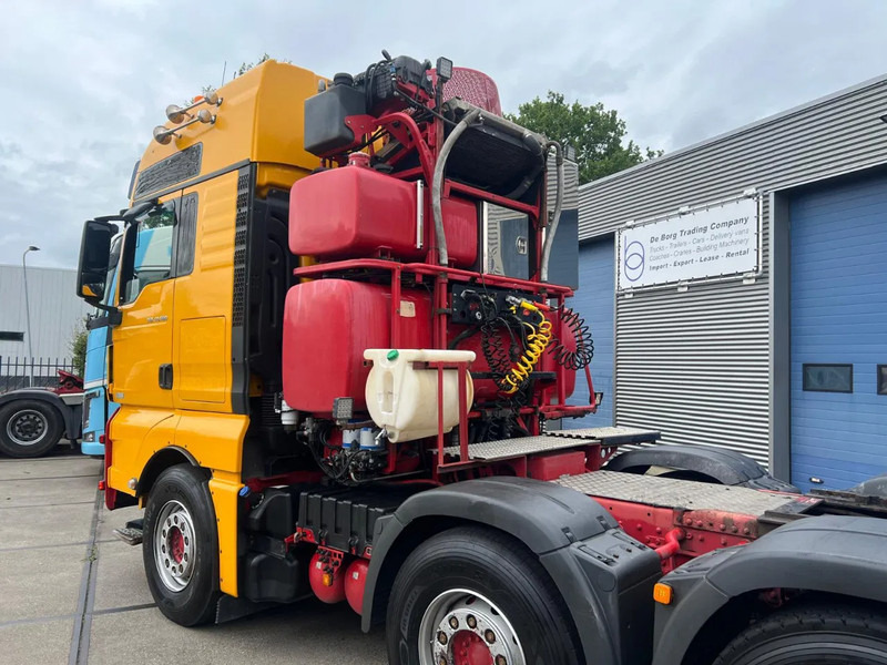 MAN TGX 41.560 8x4/4 BBS - شاحنة جرار: صور 4 MAN TGX 41.560 8x4/4 BBS - شاحنة جرار: صور 4