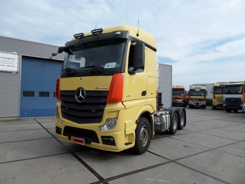 Mercedes-Benz Actros 3351 6x4 - شاحنة جرار: صور 1 Mercedes-Benz Actros 3351 6x4 - شاحنة جرار: صور 1