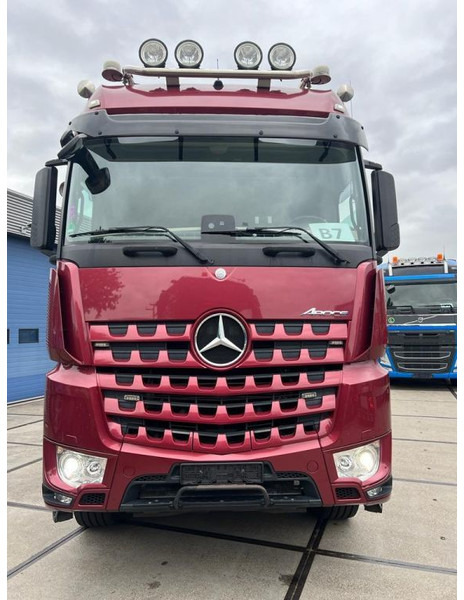Mercedes-Benz Arocs 3363 Actros 3363 - شاحنة جرار: صور 3 Mercedes-Benz Arocs 3363 Actros 3363 - شاحنة جرار: صور 3