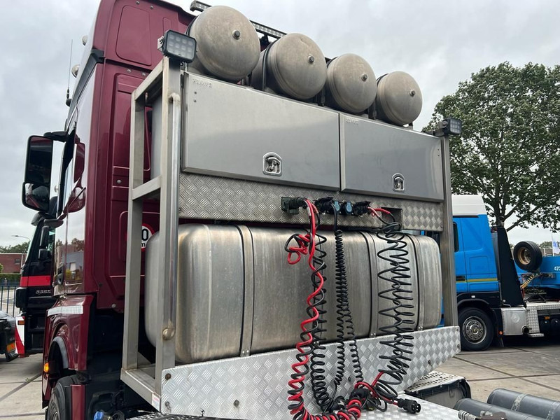 Mercedes-Benz Arocs 3363 Actros 3363 - شاحنة جرار: صور 4 Mercedes-Benz Arocs 3363 Actros 3363 - شاحنة جرار: صور 4