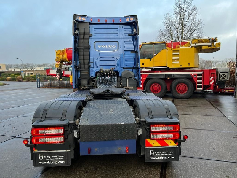 Volvo FH 13.500 6x4 Tandem lift - شاحنة جرار: صور 3 Volvo FH 13.500 6x4 Tandem lift - شاحنة جرار: صور 3