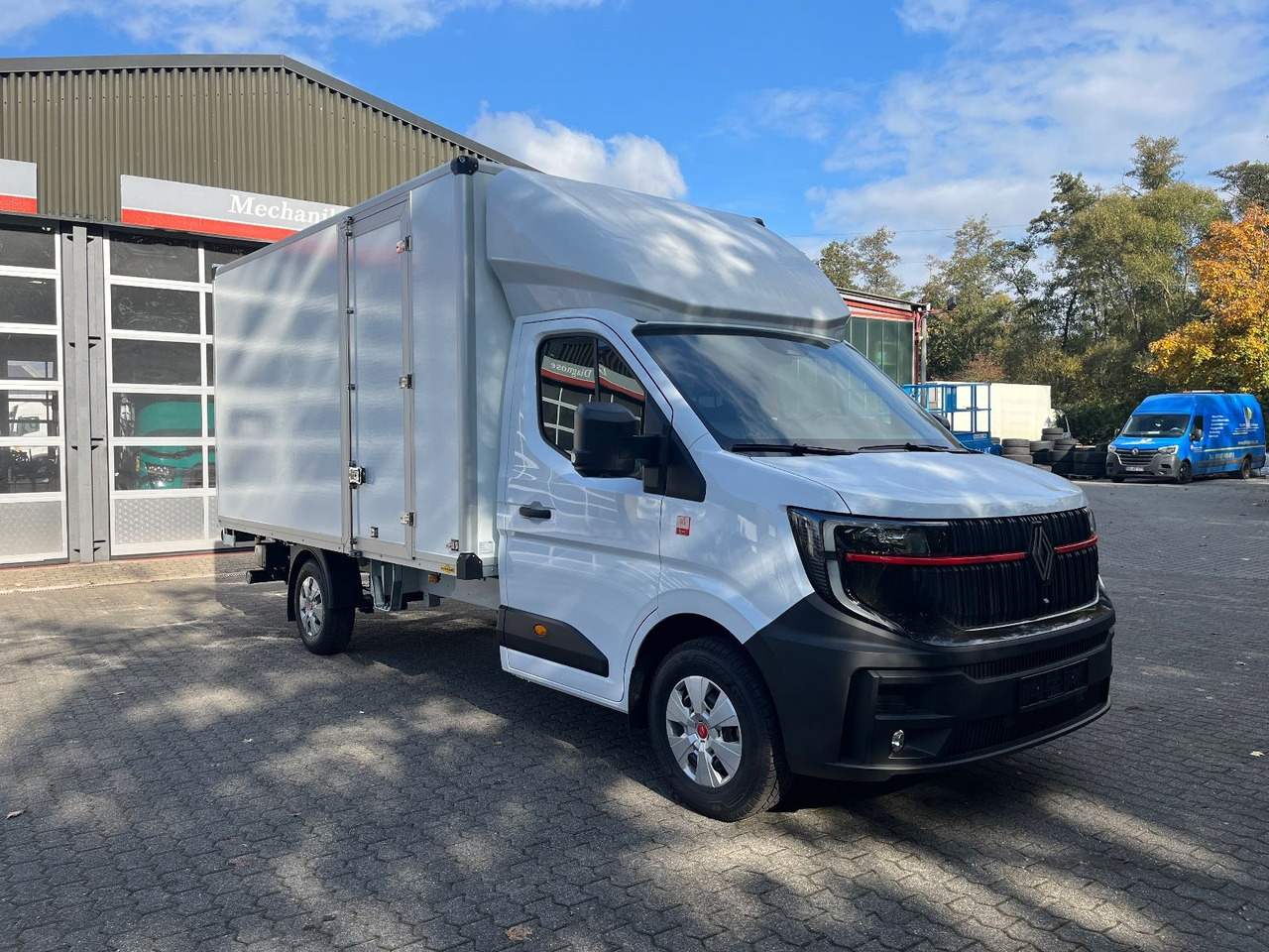 Renault MASTER MIT HUMBAUR KOFFERAUFBAU - الشاحنات الصغيرة صندوق مغلق: صور 2 Renault MASTER MIT HUMBAUR KOFFERAUFBAU - الشاحنات الصغيرة صندوق مغلق: صور 2