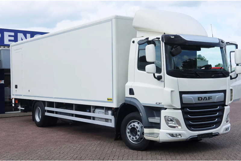 DAF CF 290 Bak+Klep Dhollandia 2.000 kg - بصندوق مغلق شاحنة: صور 2 DAF CF 290 Bak+Klep Dhollandia 2.000 kg - بصندوق مغلق شاحنة: صور 2