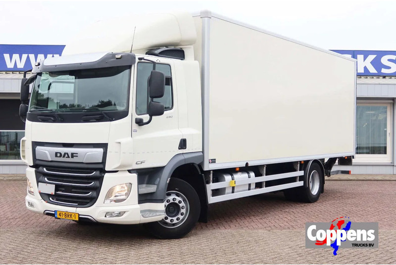 DAF CF 290 Bakwagen+Klep Dhollandia 1500 kg - بصندوق مغلق شاحنة: صور 1 DAF CF 290 Bakwagen+Klep Dhollandia 1500 kg - بصندوق مغلق شاحنة: صور 1