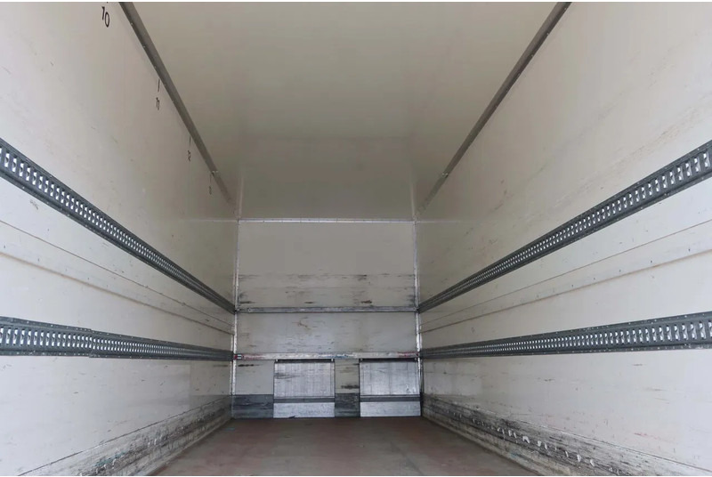 DAF CF 410 Bakwagen + Onderschuif klep - بصندوق مغلق شاحنة: صور 4 DAF CF 410 Bakwagen + Onderschuif klep - بصندوق مغلق شاحنة: صور 4