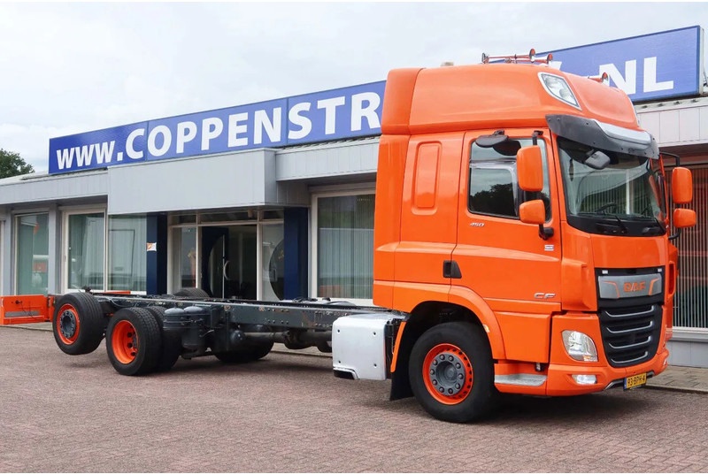 الشاسيه شاحنة DAF CF 450 Chassis Cabine Slaap Cabine 2x Bed: صور 9