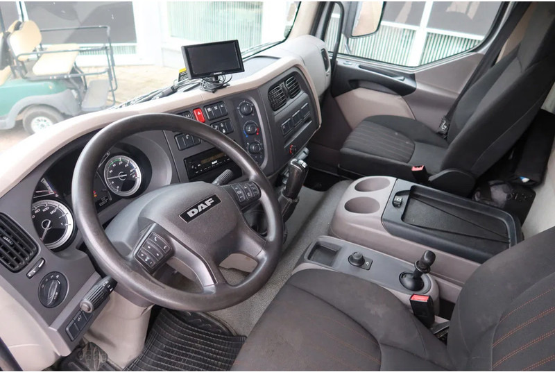DAF LF 260 FA Openwagen + Kraan Fassi F85 B023+ Radio controle - شاحنات مسطحة: صور 4 DAF LF 260 FA Openwagen + Kraan Fassi F85 B023+ Radio controle - شاحنات مسطحة: صور 4