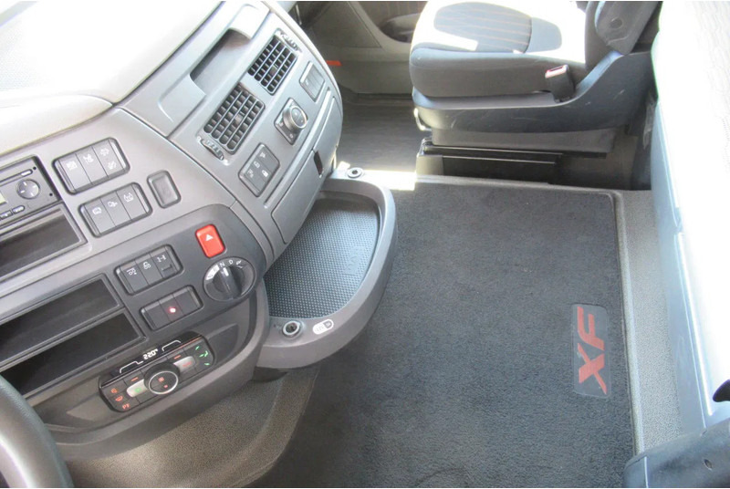 DAF XF 450 FAR BDF Systeem - شاحنات الحاويات/ جسم علوي قابل للتغيير شاحنة: صور 5 DAF XF 450 FAR BDF Systeem - شاحنات الحاويات/ جسم علوي قابل للتغيير شاحنة: صور 5