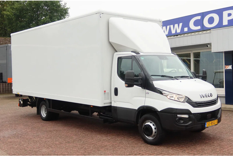Iveco 72 C 180 bak + Dhollandia klep 1000 KG 3.0 L motor - بصندوق مغلق شاحنة: صور 2 Iveco 72 C 180 bak + Dhollandia klep 1000 KG 3.0 L motor - بصندوق مغلق شاحنة: صور 2