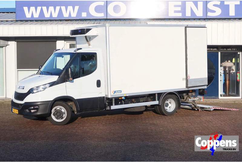 Iveco Daily 35C16 Carrier Xarios 350 Koel+Vries+verwarmen + stekker 220 volt, Dhollandia 750 kg klep - الشاحنات الصغيرة المبردة: صور 1 Iveco Daily 35C16 Carrier Xarios 350 Koel+Vries+verwarmen + stekker 220 volt, Dhollandia 750 kg klep - الشاحنات الصغيرة المبردة: صور 1